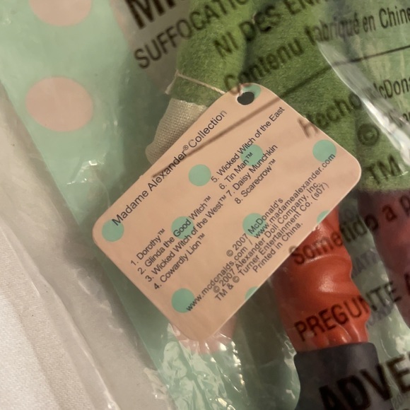 McDonald’s Madame Alexander Scarecrow -Wizard of Oz - Picture 5 of 8